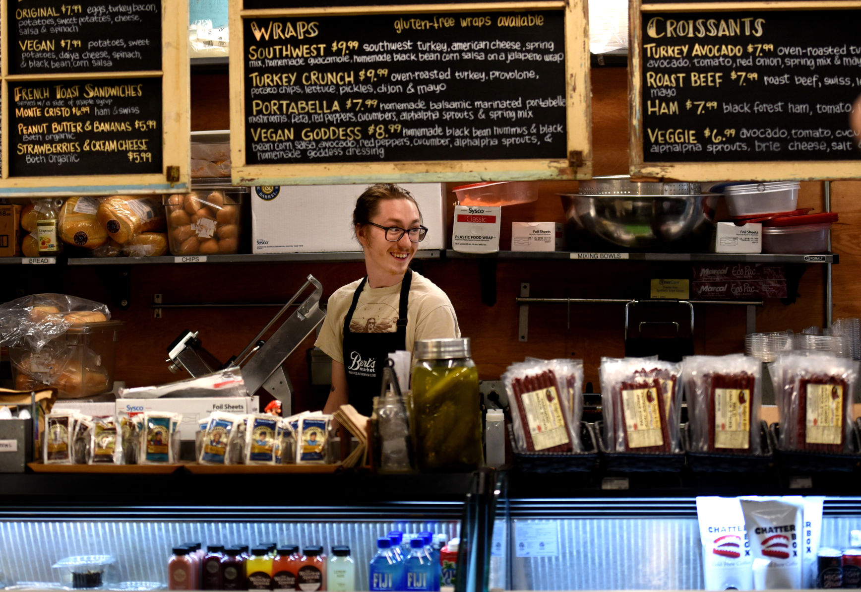04_Sandwich_Counter.jpg